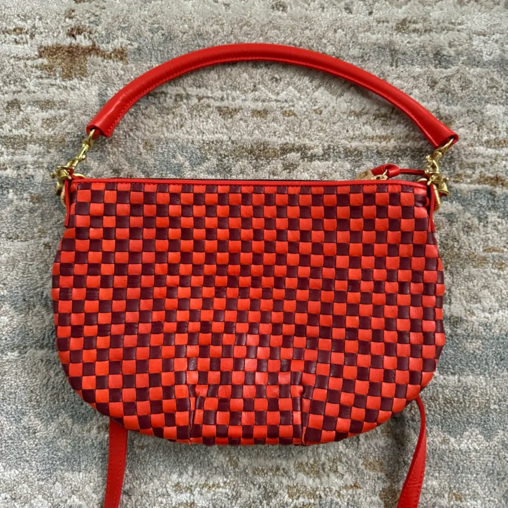 CLARE V PETIT MOYEN MESSENGER BAG in red NWT - Picture 2 of 6